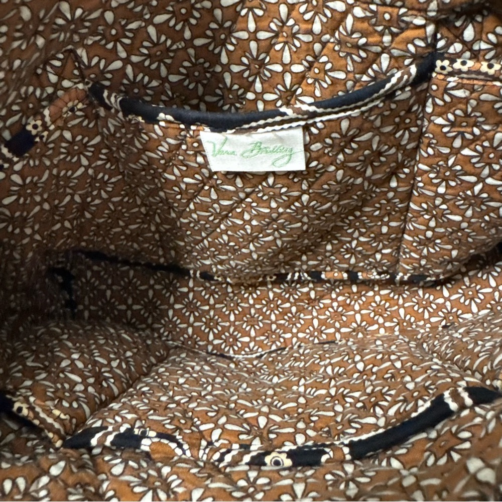 Vera Bradley quilted shoulder bag Caffe Latte Paisley pattern - Picture 3 of 3